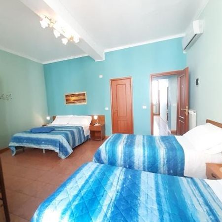 Torino Central-- Rooms And Apartments - Alba Turim Exterior foto