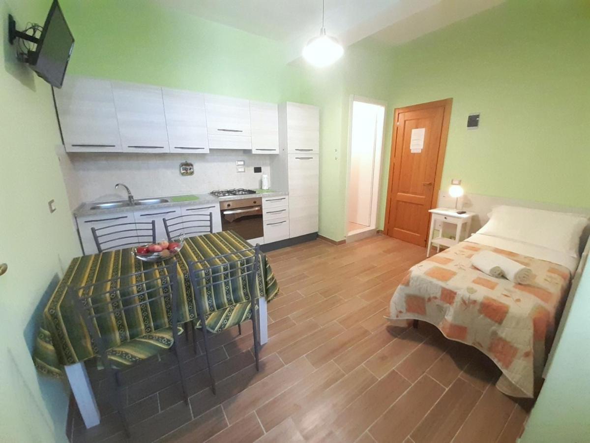 Torino Central-- Rooms And Apartments - Alba Turim Exterior foto