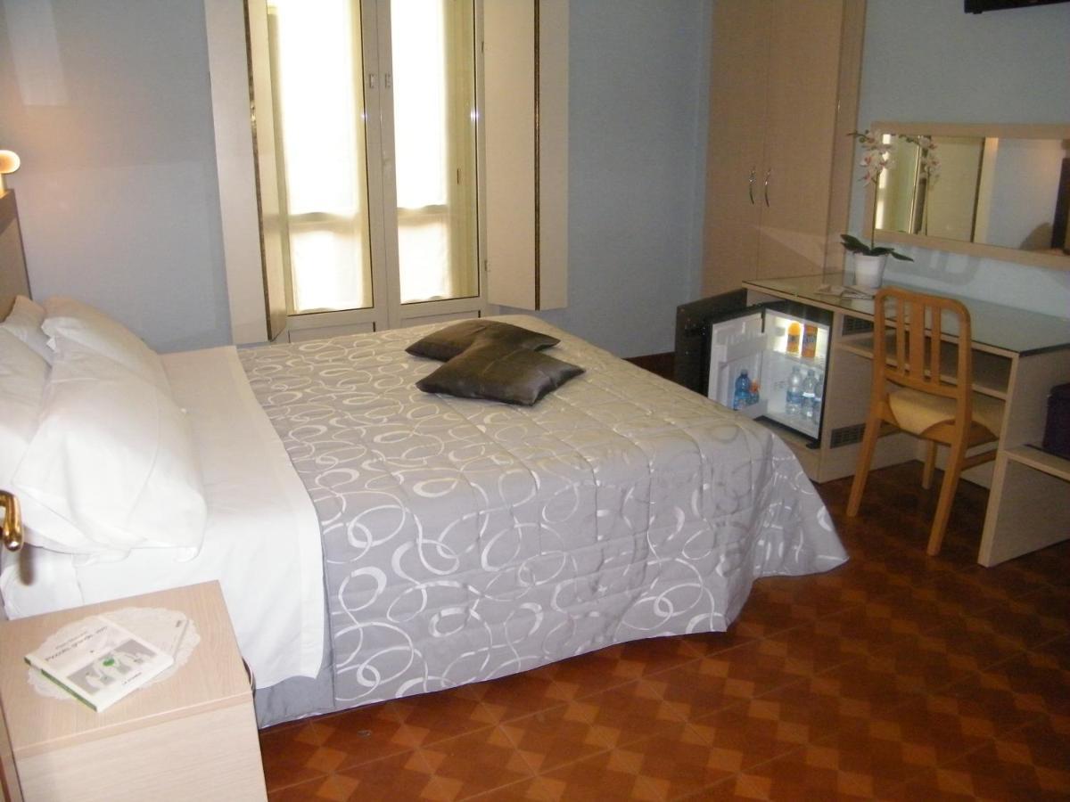 Torino Central-- Rooms And Apartments - Alba Turim Exterior foto
