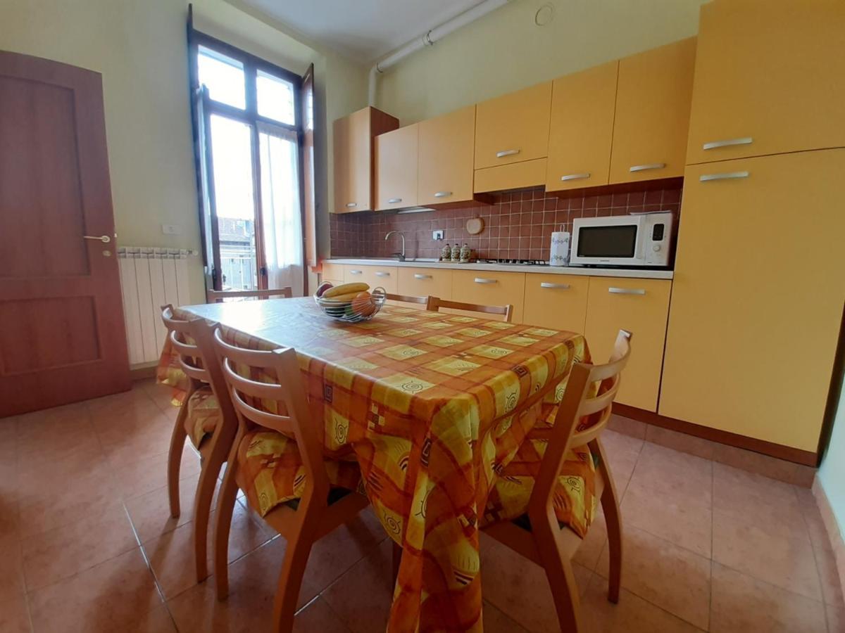 Torino Central-- Rooms And Apartments - Alba Turim Exterior foto